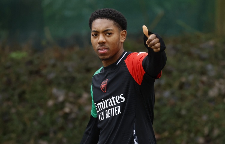 18歲176天！斯凱利成英格蘭首秀破門最年輕球員，打破拉師傅紀(jì)錄