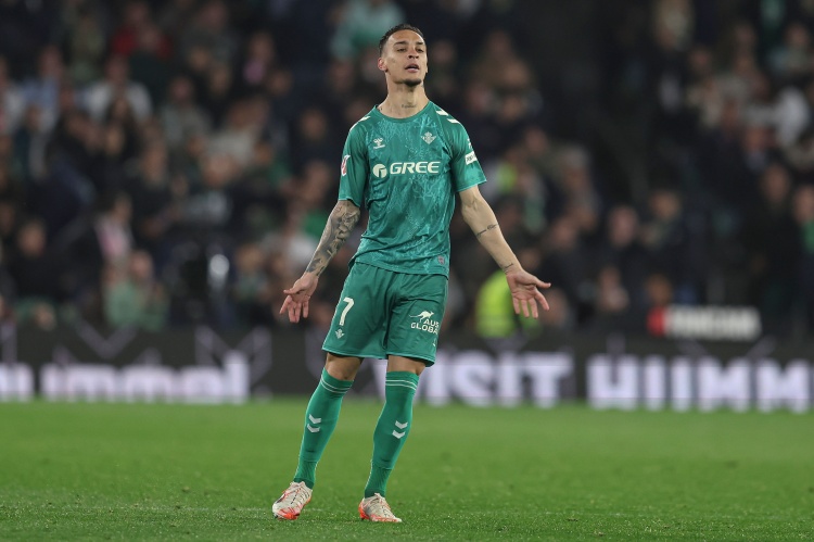 西甲2球2助！每體：安東尼在貝蒂斯發(fā)揮出色，用行動讓質(zhì)疑者閉嘴