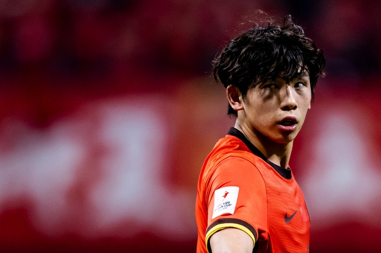 還需等待機會，18歲劉誠宇連續(xù)兩場無緣國足名單