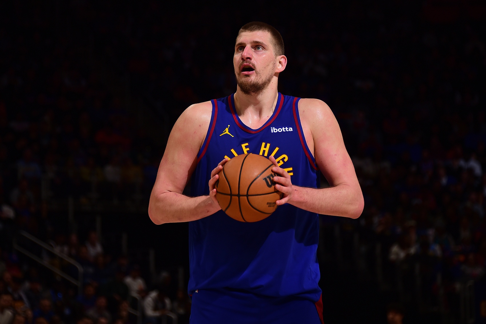 準(zhǔn)三雙了！約基奇上半場9中5輕松得到13分8板9助1斷