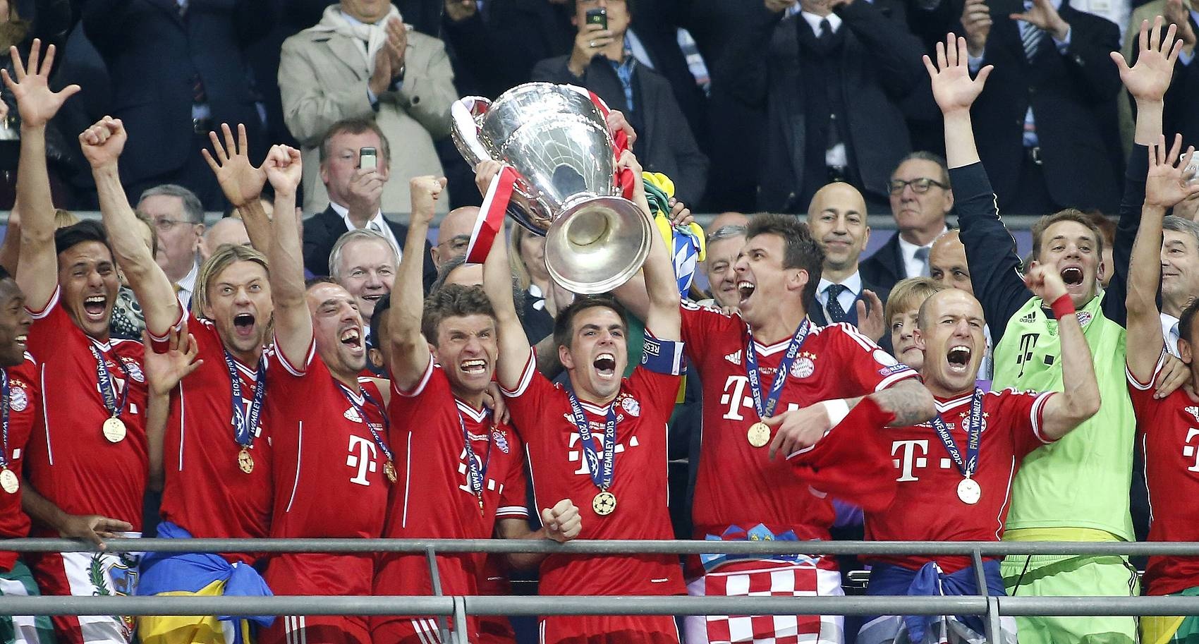 拜仁將隊(duì)史第9次在歐戰(zhàn)淘汰賽上演德國(guó)內(nèi)戰(zhàn)，此前3次被淘汰