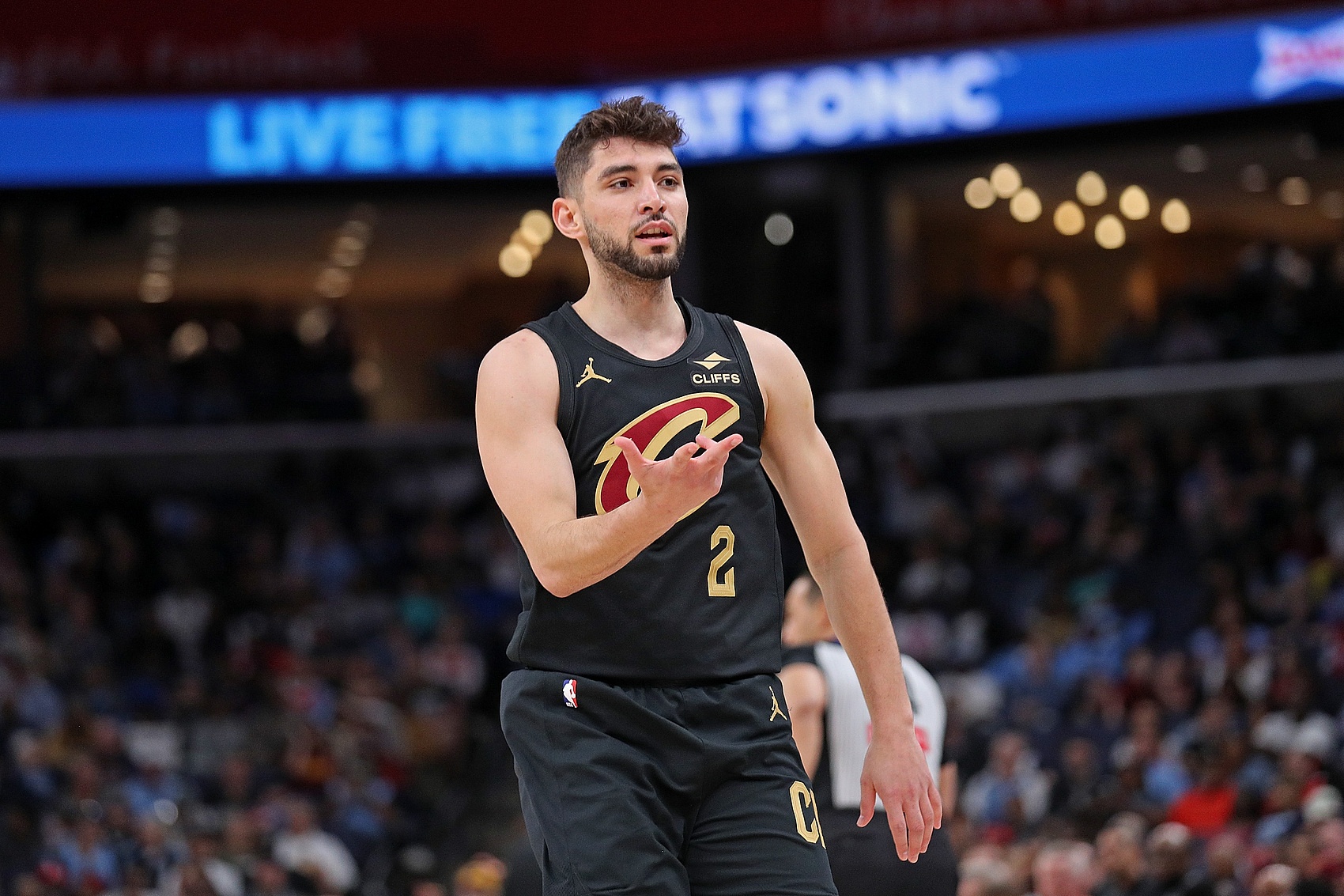 休賽期自由市場上的難題：掘金如何留下威少？湖人小技巧長留DFS