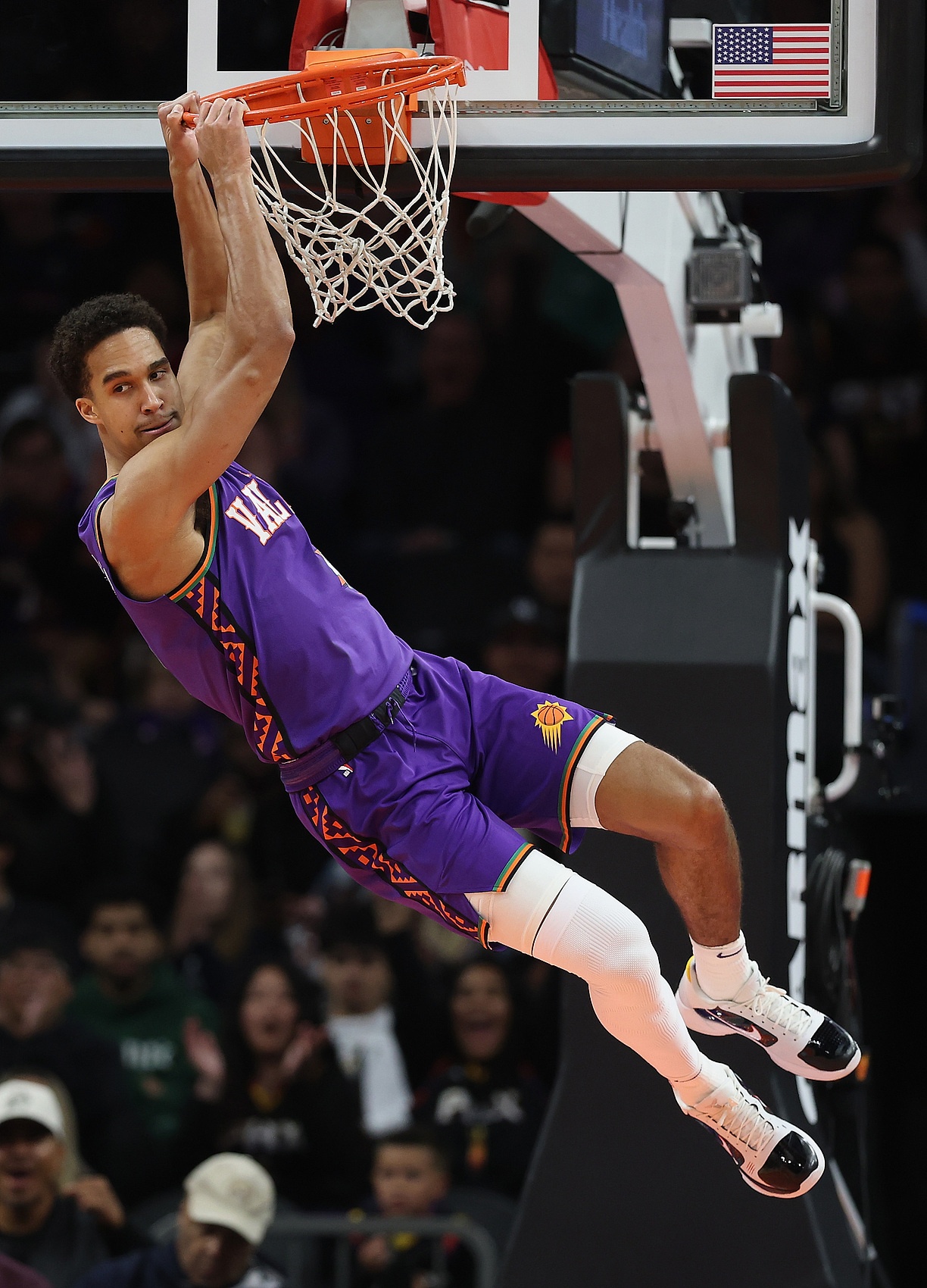 伊戈達(dá)羅：只要其他人充滿活力就能減輕KD布克負(fù)擔(dān) 他們也能受益