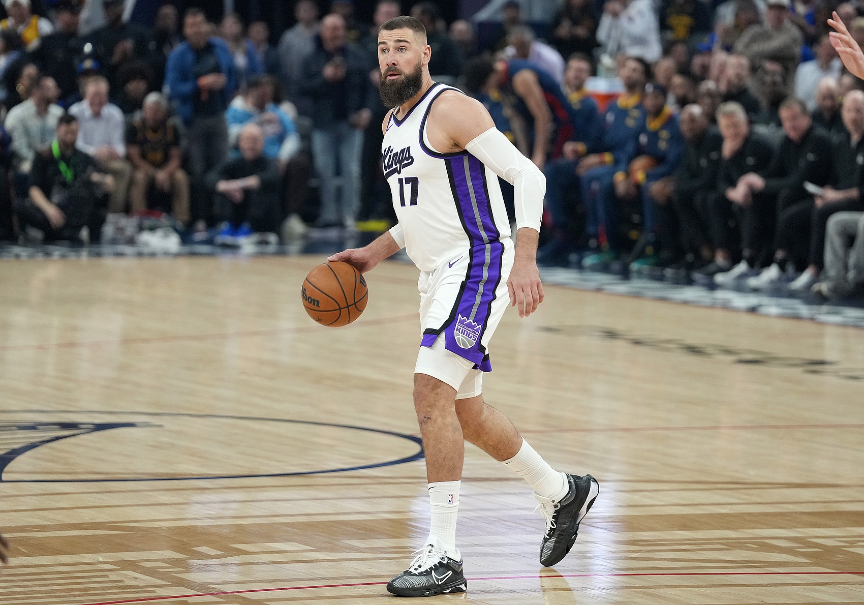 找不到筐！瓦蘭丘納斯半場5中1得4分6板1助 正負(fù)值-18最低