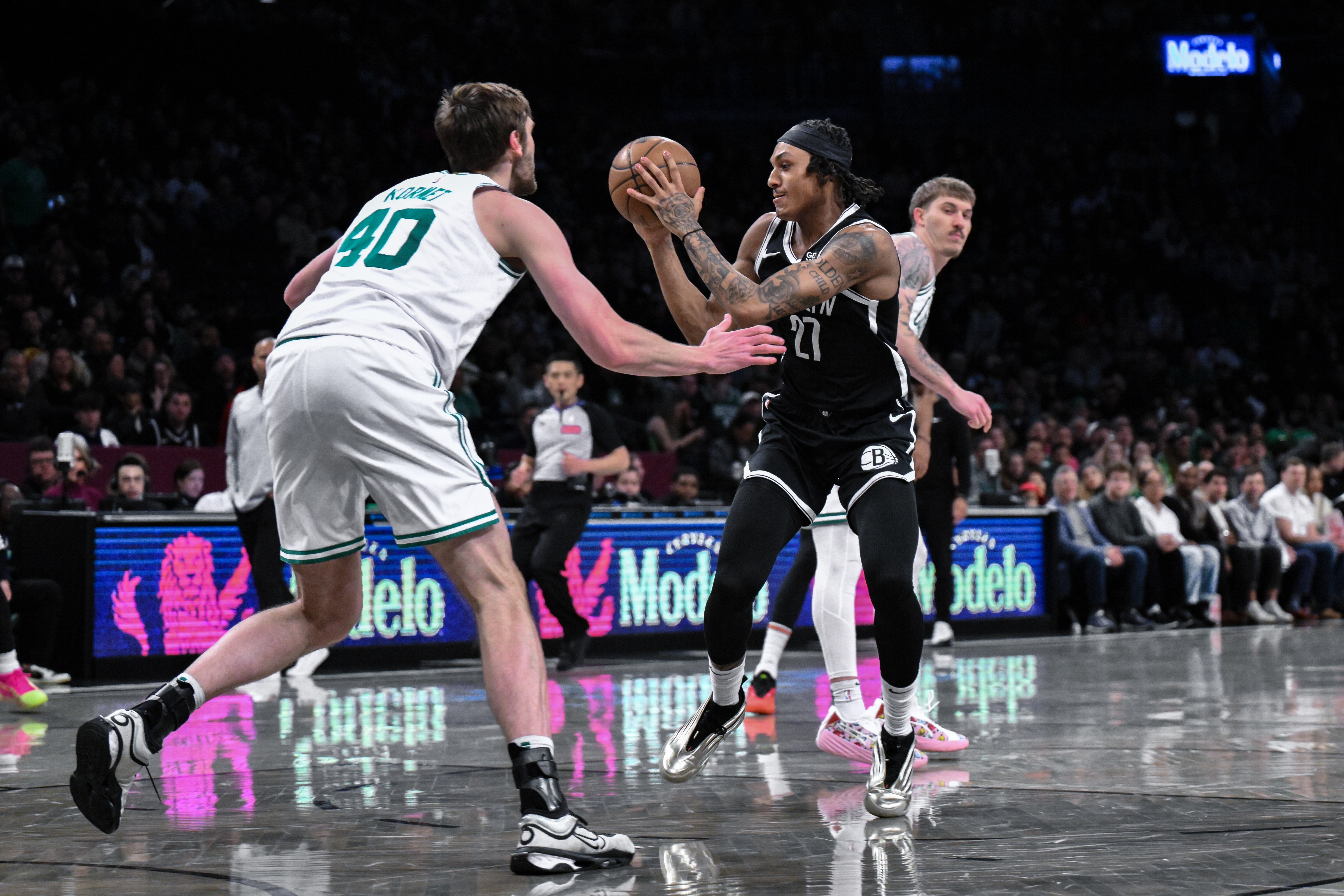 湖人舊將！馬克斯韋爾-劉易斯7中6拿到生涯新高15分 三分3中3