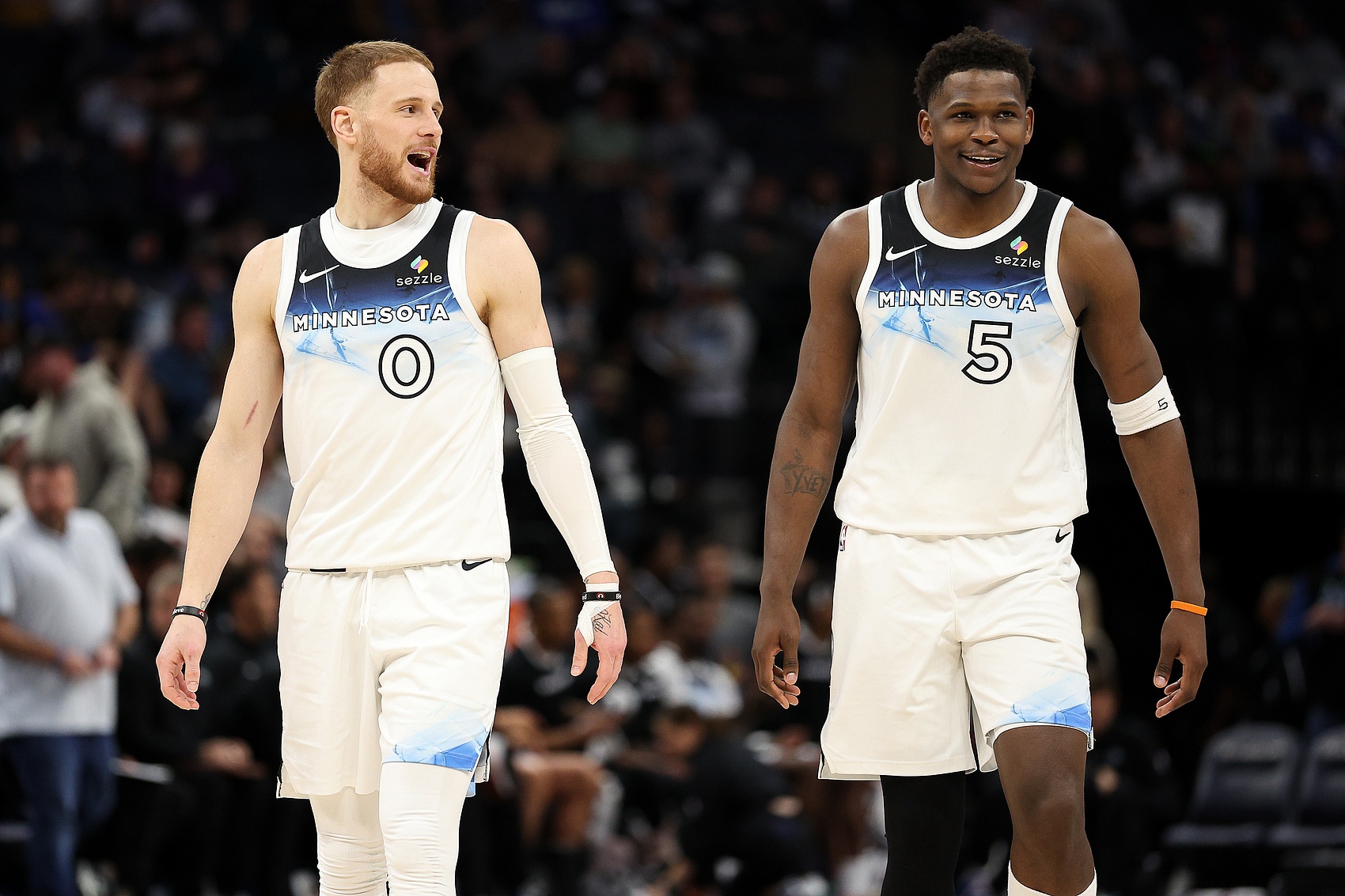 迪文：季后賽必須打出最好的表現(xiàn) 立足防守的同時保持流暢進攻