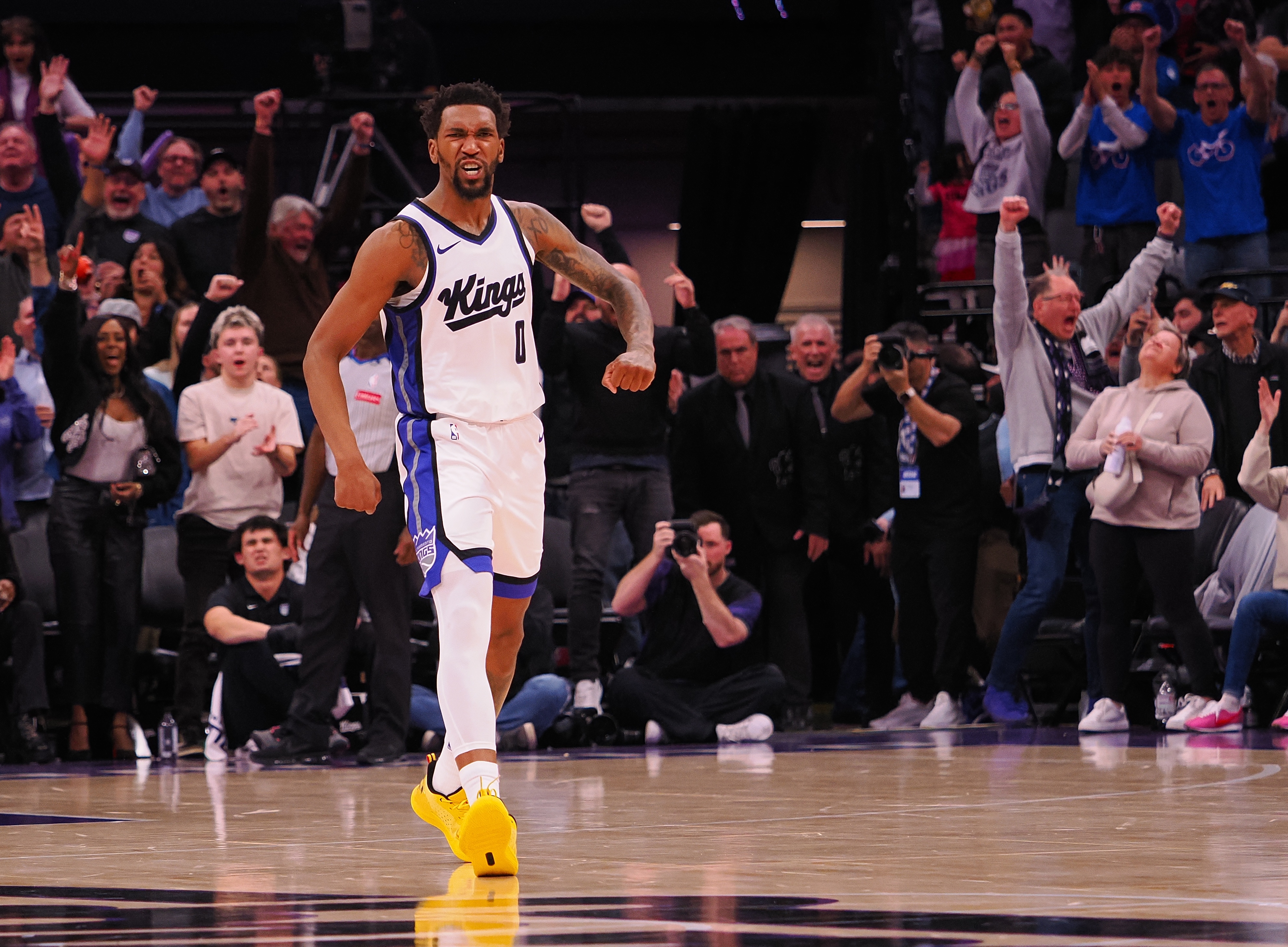 蒙克：我們以為勝券在握就放松了 球隊(duì)會(huì)變得更好的