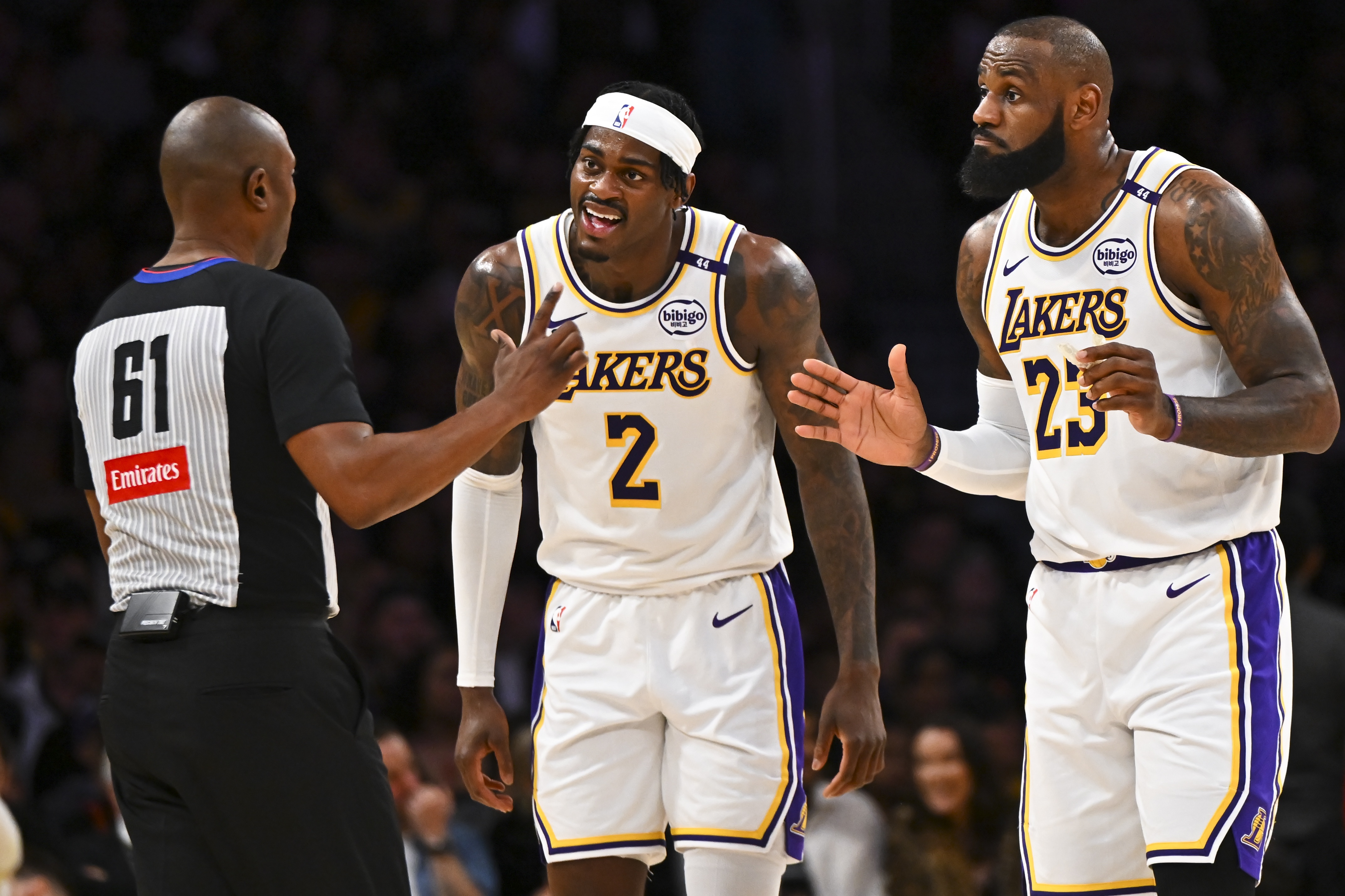 詹姆斯：我們沒有打出好的防守 我們不能讓公?？旃ト侄嫉梅? > </a>
                        <div   id=