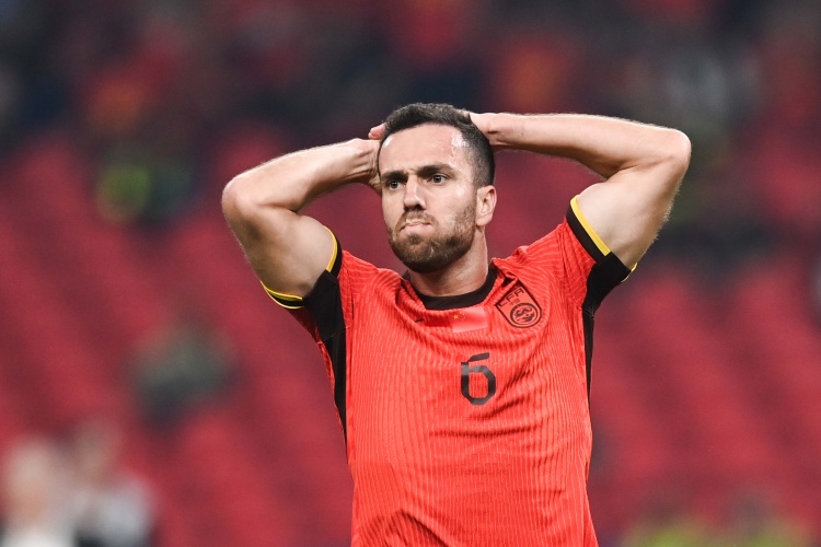 首秀幾分？塞鳥1場未登場&1場替補(bǔ)45分鐘，對澳大利亞唯一射正