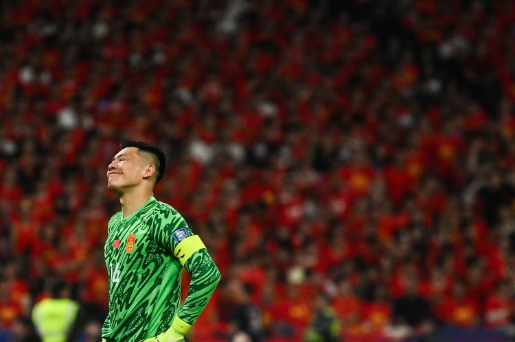 記者：國足可以進(jìn)附加賽但最好不要進(jìn)世界杯，不去未必是件壞事